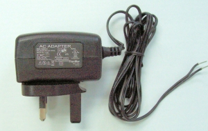 Power Adaptor for DS01 and DS02 camera (UK plug)